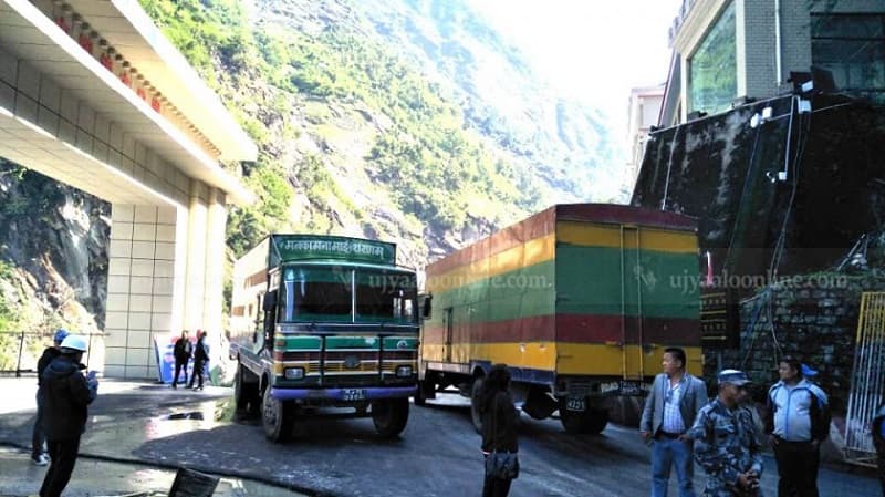 तातोपानी नाका बन्द खासा क्षेत्रमा आगलागीपछि