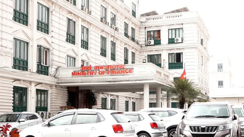 ५ लाखभन्दा बढीको नगद कारोबार गर्न नपाइने माघ १ गतेदेखि